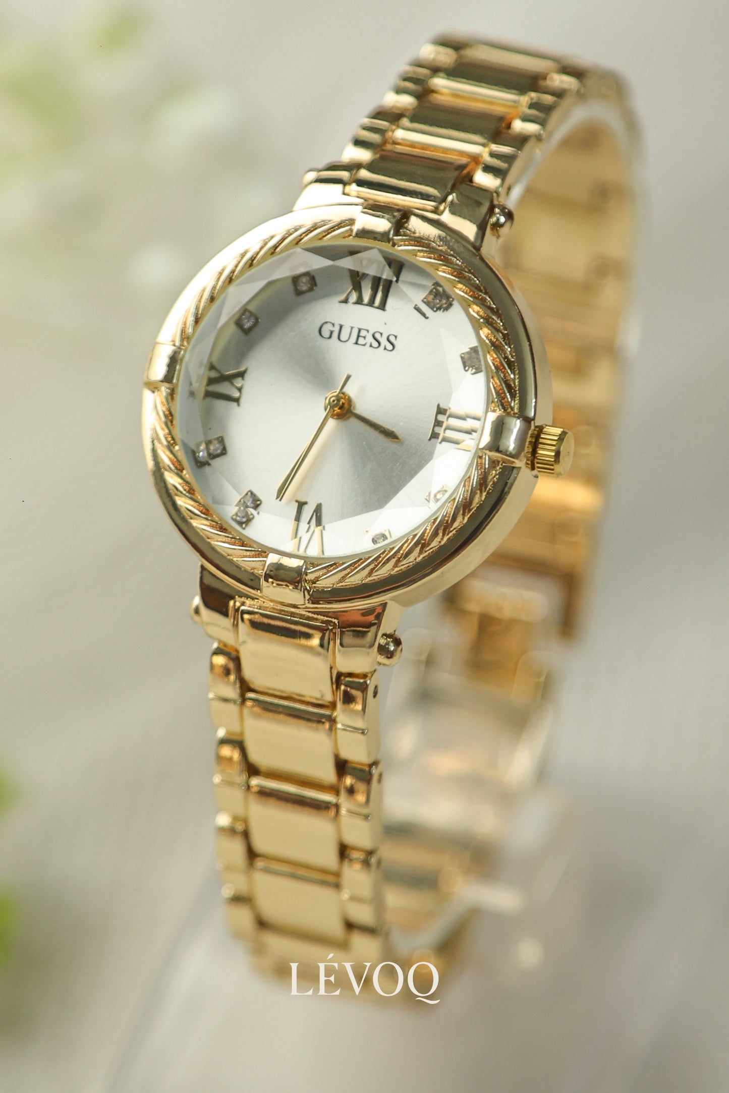 Guess Roman Gold