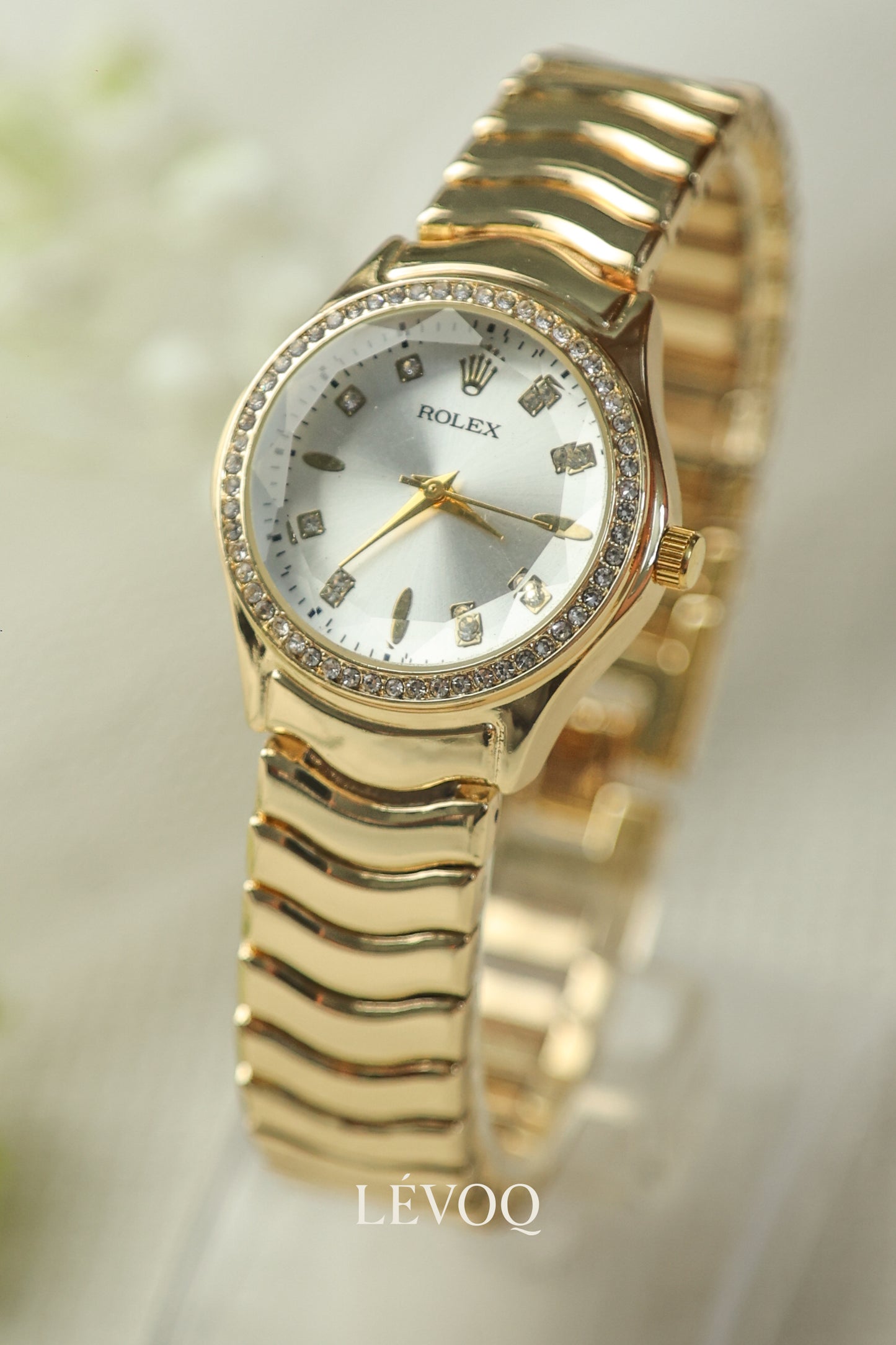Rolex Wave Gold